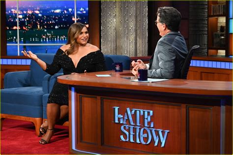 Stephen Colbert Walked In On Mindy Kaling In Her Bra Before Late Show