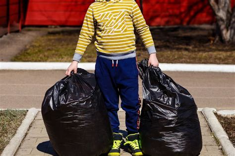 Photos From No More Trash Bags For 1000 Kids In Foster Care Globalgiving