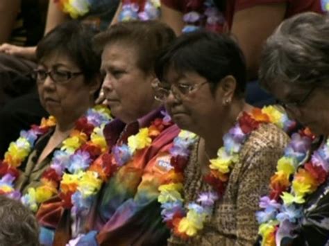 Hawaii Passes Gay Marriage Bill Becomes 15th State To Allow Same Sex