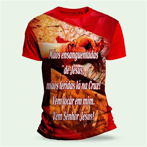 Camiseta Religiosa Católica Mãos Ensanguentadas De Jesus Atacado E