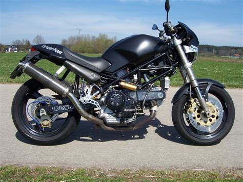 In 2000 ducati created the monster 750/monster 750 dark/monster 750 city/monster 750 metallic, which is a v2 748.00 ccm (45,41 cubic inches) beautiful motorcycle that we will now get to know better by examining its characteristics in further detail. Ducati Ducati Monster 750 i.e. Dark - Moto.ZombDrive.COM