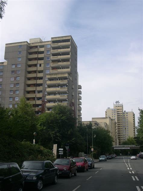 Bochum liegt im kreis bochum, stadt und ist in 28 stadtteile untergliedert. Mieten in Bochum durchschnittlich leicht gestiegen - Bochum