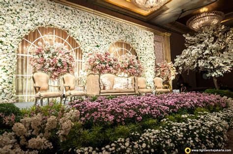 Wedding ceremony decoration, celebration, organizing brida beautiful floral arranging stage with fresh natural flowers decorated in wedding reception. Stunning stage decor | Indian wedding decor ideas ...
