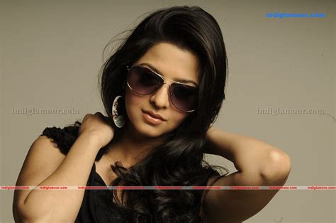 Vedhika Kumar Actress Photoimagepics And Stills 132850