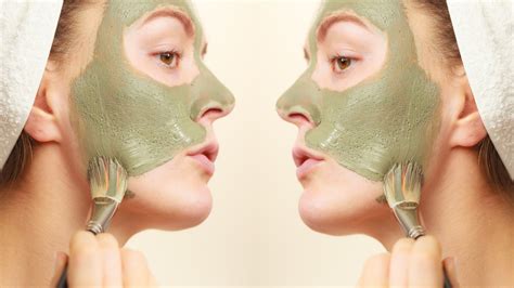 How To Apply Face Masks Properly 8 Tips To Smooth Skin Teen Vogue