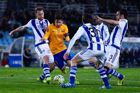 Currently, barcelona rank 7th, while real sociedad hold 17th position. FC Barcelona vs Real Sociedad : picture gallery and best moments