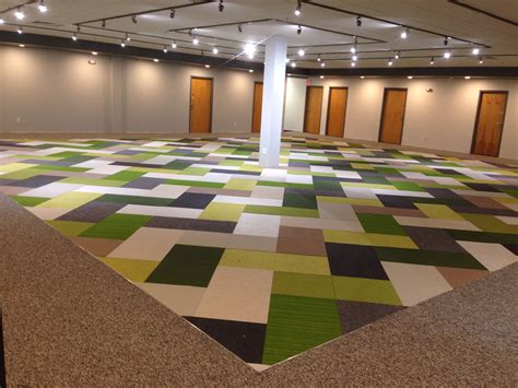 Create Custom Flooring with Carpet Tiles & Area Rugs by FLOR | タイル デザイン