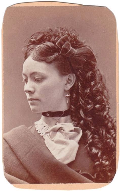 Victorian Women Hairstyles One Of The Most Uncomfortable Fashions Of