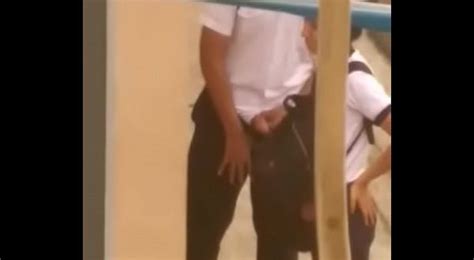 Novinha Pagou Boquete No Col Gio Militar Sexo Caiu Na Net