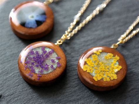 Resin Necklace Pressed Flower Jewelry Queen Annes Lace Etsy Resin