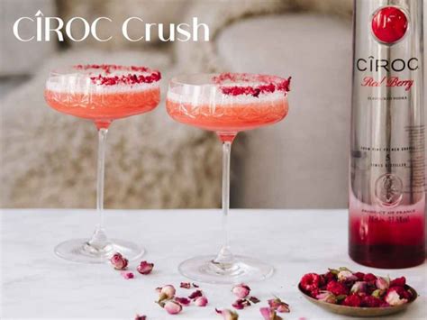 How To Make The CÎroc Red Berry Crush