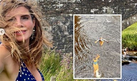 Our Yorkshire Farms Amanda Owen Sparks Concern With Bikini Selfies In