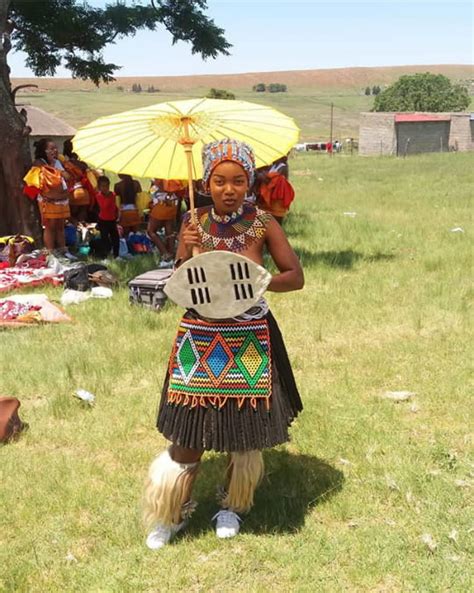 zulu maiden in umemulo traditional attire clipkulture