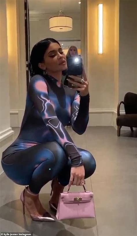 Kylie Jenner Flaunts Her Famous Curves In A Bold Spandex Bodysuit Kylie Jenner Bodysuit Kylie