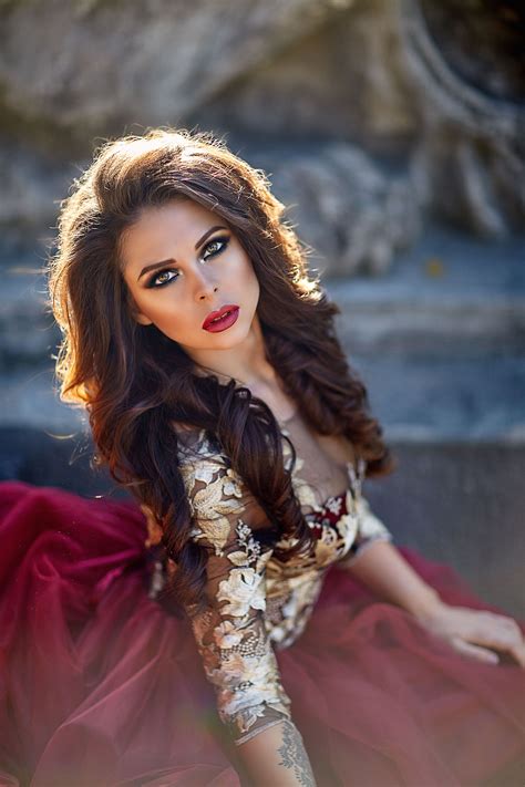 Photoshoot Beautiful Women Red Dress золотая осень Princess