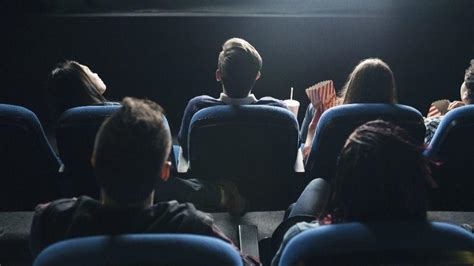 We've determined that 65.5% of choosing the right major is always an important step when researching how to become a movie critic. Who gets to tell us what's good at the movies? White men ...