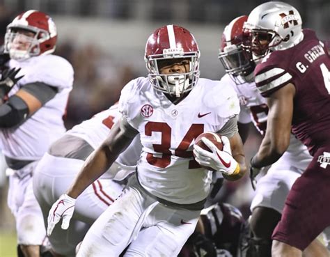 Let's check out the top 10 running back prospects in the 2020 nfl draft. Rivals.com - NFL Draft 2019: Early look at top five ...