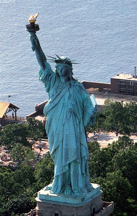 Statue Of Liberty History Information Height Poem And Facts Statue