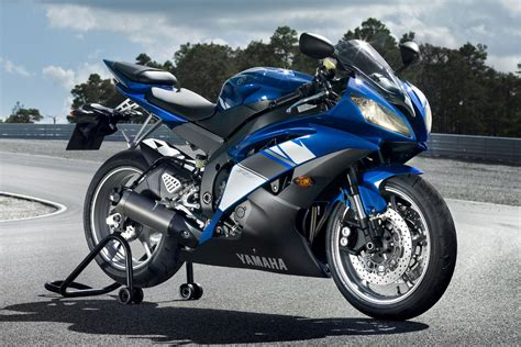 1 out of 3 insured riders choose progressive. 2009 Yamaha YZF-R6: pics, specs and information ...