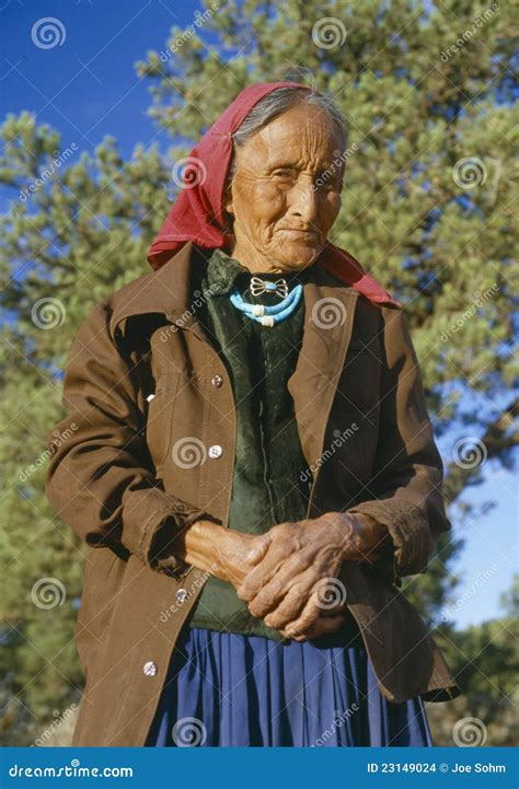 Navajo Elder In Bright Traditional Clothing Royalty Free Stock Image