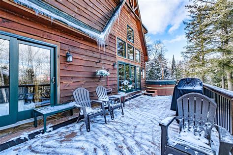 Peak Properties Of Maine The Maine Ski House In Newry Peakproperties