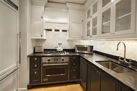 But overall, i think the one i like best is white uppers with dark gray lower cabinets. White Upper Cabinets Gray Lower Cabinets - Transitional ...