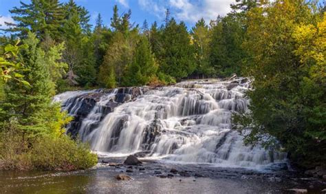 Waterfalls In Michigans Up Taquamenon Bond Falls And Black River