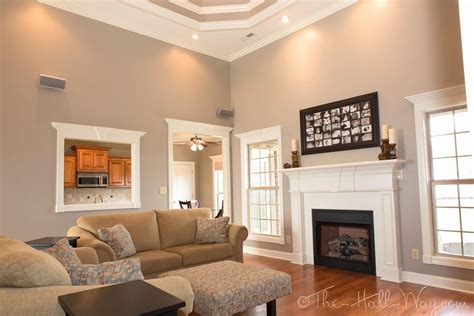 Walls in this color also complement wooden floors perfectly. Living Room Ideas Taupe Walls New Modern Neutral Wall - Decoratorist - #91010