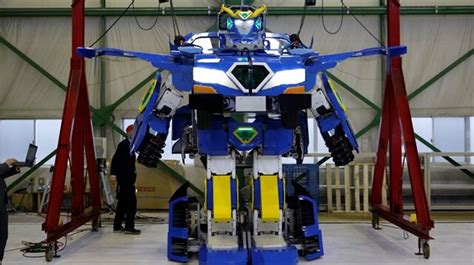Japan Unveils Robot That Transforms Into Car Science