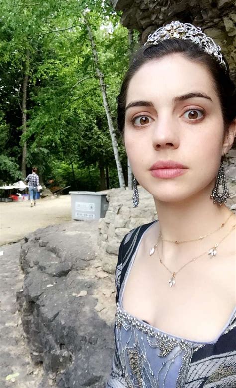 Adelaide kane (born 9 august 1990) is an australian actress. Adelaide Kane (With images) | Reign, Adelaide kane, Celina ...