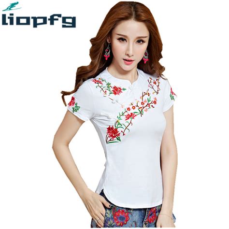2018 Summer National Style Embroidery Cotton Large Size Short Sleeved T Shirt Female Tang