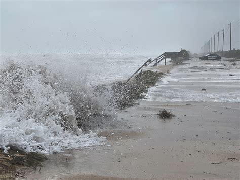 Portion of A1A collapse in Flagler County | WFLA