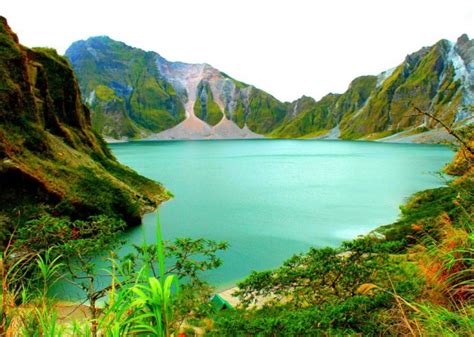 Top 10 Must Visit Beautiful Places In Luzon Youtube