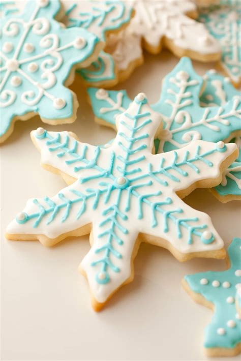 Use cookie cutters to cut out christmas shapes. Iced Sugar Cookies - Cooking Classy