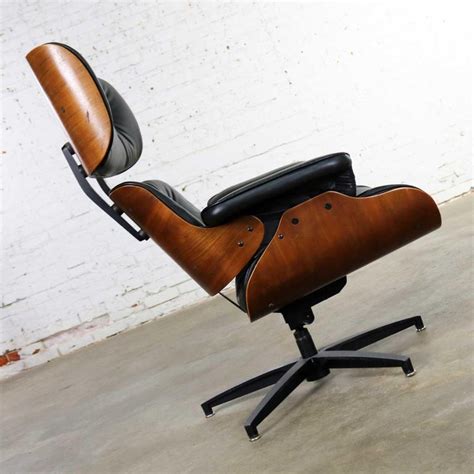 Mcm Selig Black Vinyl and Walnut Lounge Chair Style of Eames Herman