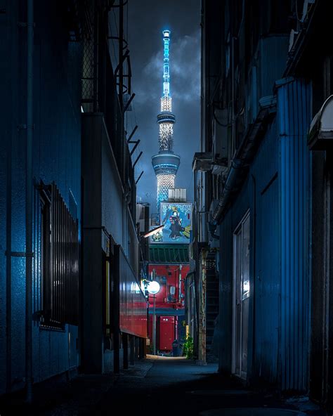 Real Life Cyberpunk Scene Of Tokyo Skytree In Japan 🗾 Cyberpunk