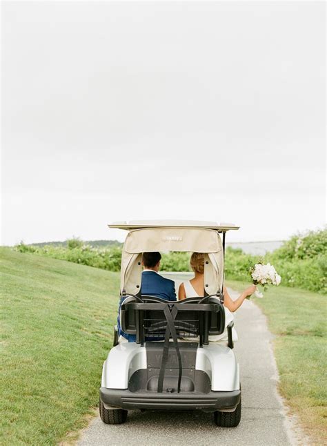 A Preppy Marthas Vineyard Wedding At Farm Neck Golf Club In Oak Bluffs