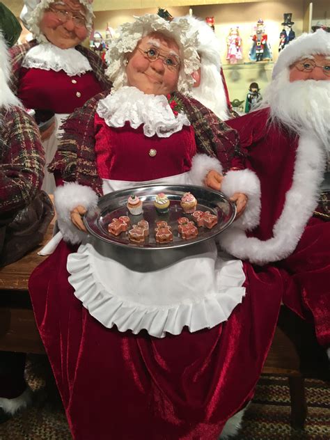 Mrs Claus With Cookies Jacqueline Kent Figure