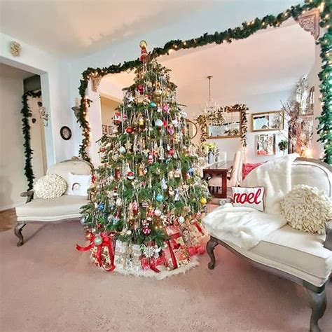 Ideas + Advice  Apartment Christmas Decorating Ideas