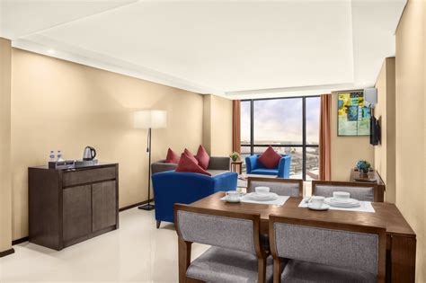 Suite Room Golden Phoenix Hotel Manila