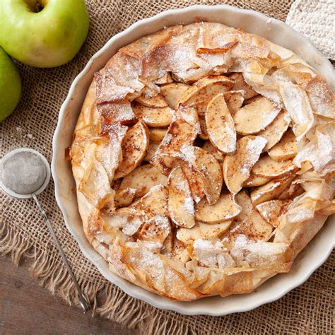 Get started with this recipe. Phyllo Dough Dessert Recipes / Athens Foods Cherry Phyllo ...
