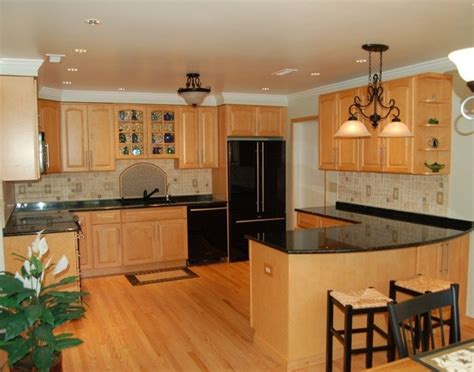 Kitchen design ideas for oak cabinets | Hawk Haven