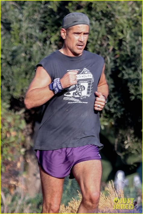 Colin Farrell Runs Laps Shirtless For His Sunday Workout Photo