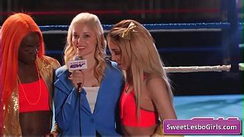 Ariel X Sinn Sage Lesbianas Calientes Y Sexys Pelean En El Ring De Lucha Libre XVIDEOS COM
