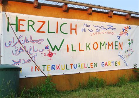 Hallo, wir suchen einen garten, jetzt oder später, in der anlage fährhufe. Interkultureller Garten Rostock | "Bunte Höfe ...
