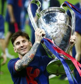 Standing with the champions league trophy and next to your mates lionel and neymar is the daddy of all selfies. Barcelona Win Champions League as Messi Completes Second ...