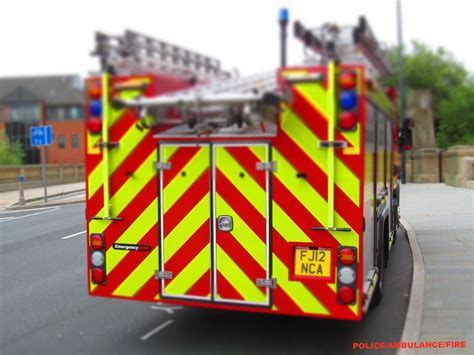 derbyshire fire and rescue service p280 appliance fj12 nca… flickr