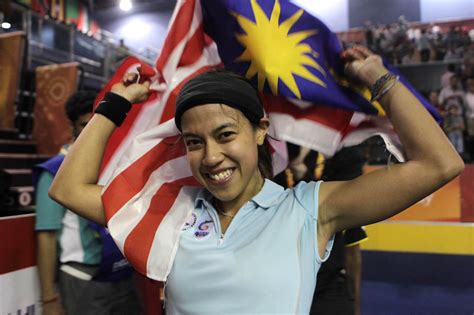 Nicol david is a malaysian female professional squash player who became the first asian to be ranked world number one in women's squash. Nicol David voted World Games greatest athlete of all time ...