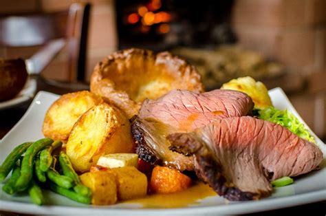Sunday Lunch Liverpool | The 18 Best Places to Enjoy a Roast in the City
