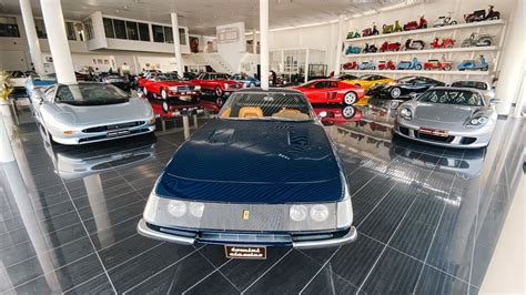 The Only Classic Car Dealership In Dubai Is Incredible Gentnews